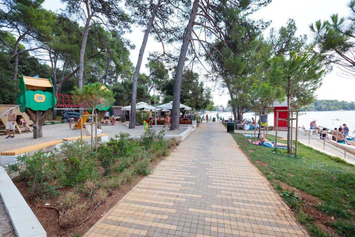 Ferienwohnung Apartmen Relax 200 m t Beach Rovinj Exterior foto