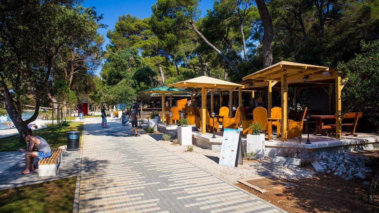 Ferienwohnung Apartmen Relax 200 m t Beach Rovinj Exterior foto